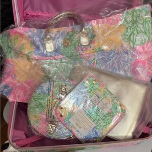 Lilly Pulitzer G.W.P. 6/7 Piece Travel Set